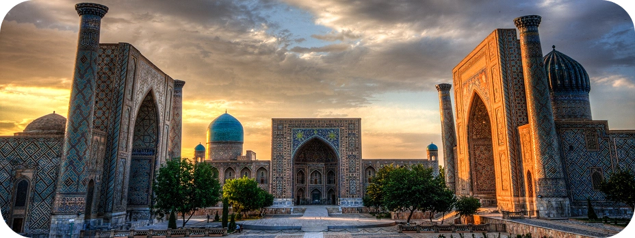 Узбекистан. Самарканд. Фото: Asiantraveler; Dreamstime.com