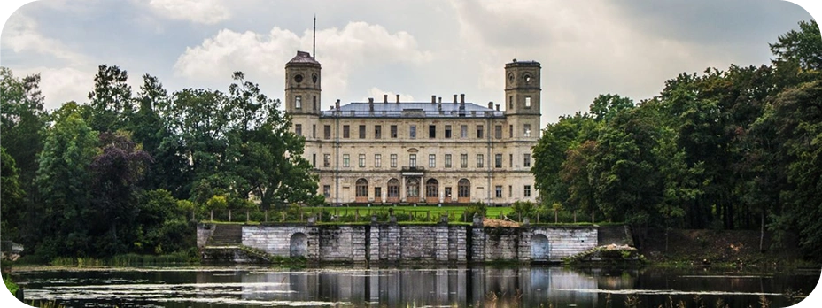 Большой Гатчинский дворец, Ленинградская область. Фото:  Savchenkov, Dreamstime.com 